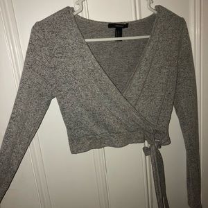 F21 long sleeve crop with tie